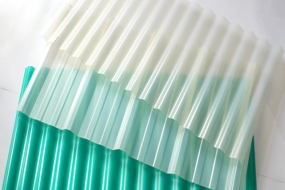 Những điều nên biết về tôn nhựa lấy sáng sợi thủy tinh
